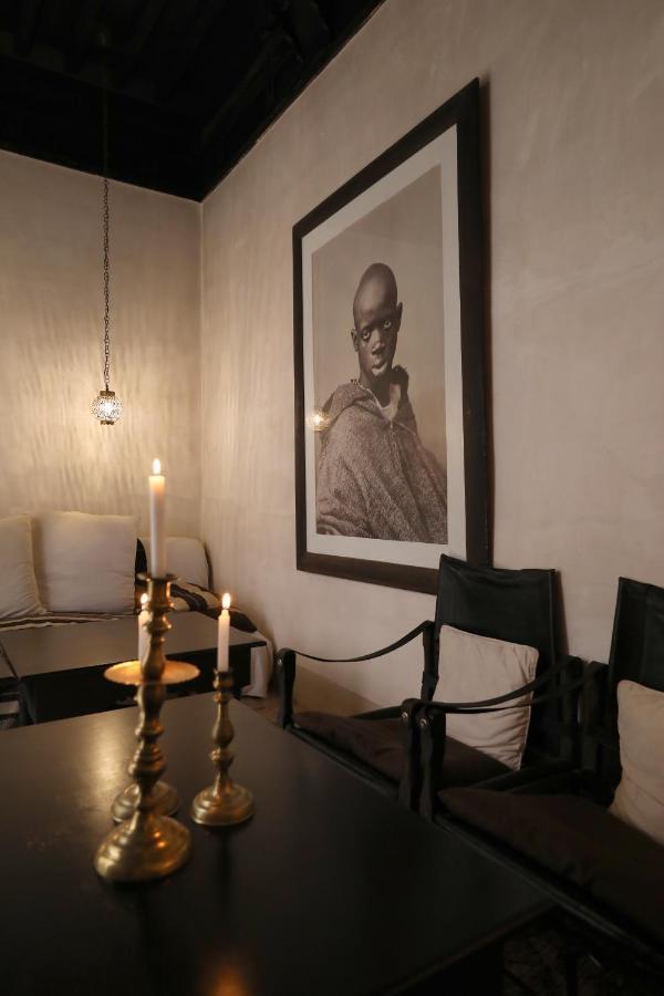 Riad Azzouna 13 Marrakesh Bagian luar foto